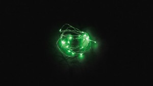 Светодиодная гирлянда Feron CL570 линейная 2м зеленый с питанием от батареек Светодиодная гирлянда Feron CL570 линейная 2м зеленый с питанием от батареек